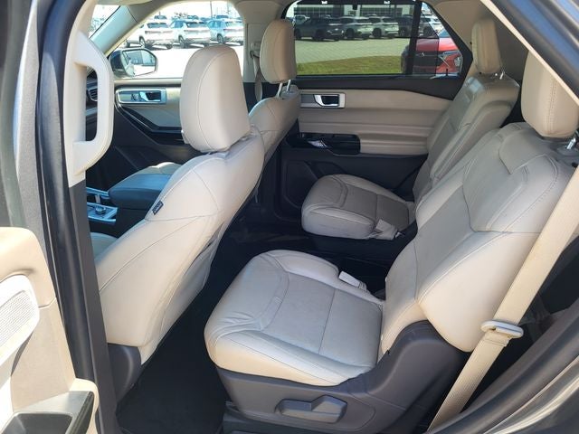 2021 Ford Explorer Platinum
