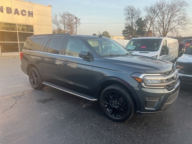 2022 Ford Expedition Max XLT