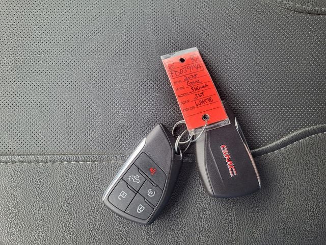 2025 GMC Sierra 2500HD SLT