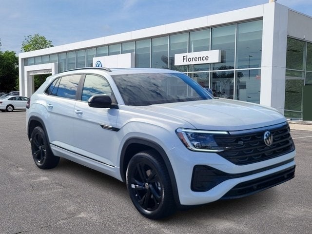 2026 Volkswagen Atlas Cross Sport 2.0T SEL R-Line Black