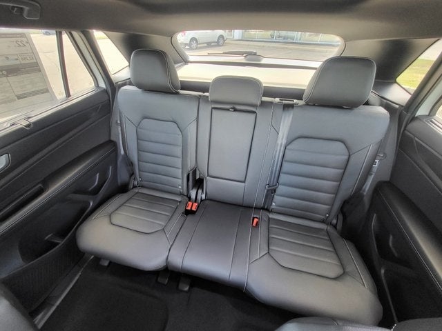 2026 Volkswagen Atlas Cross Sport 2.0T SEL R-Line Black