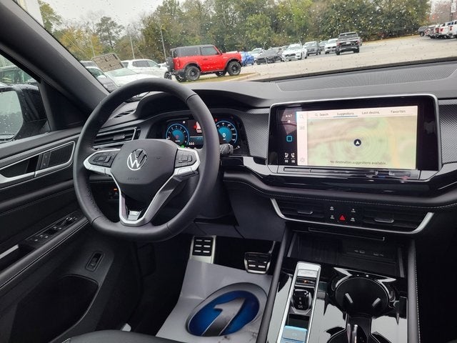 2026 Volkswagen Atlas Cross Sport 2.0T SEL R-Line Black