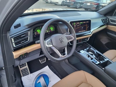 2026 Volkswagen Atlas Cross Sport 2.0T SEL R-Line Black