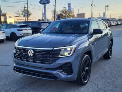 2026 Volkswagen Atlas Cross Sport 2.0T SEL R-Line Black
