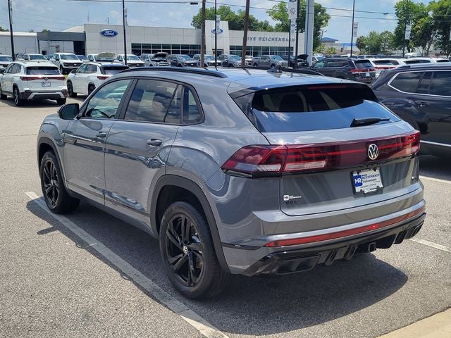 2026 Volkswagen Atlas Cross Sport 2.0T SEL R-Line Black
