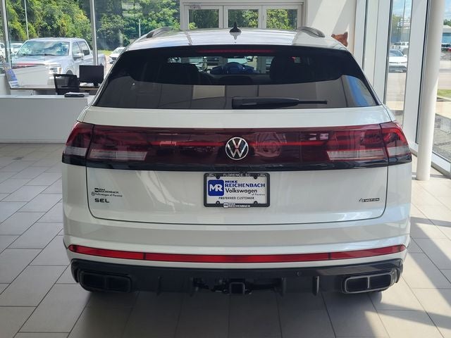 2026 Volkswagen Atlas Cross Sport 2.0T SEL R-Line Black