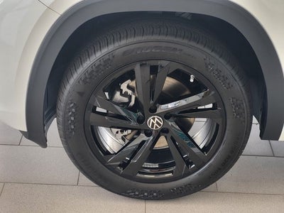 2026 Volkswagen Atlas Cross Sport 2.0T SEL R-Line Black