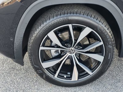 2026 Volkswagen Atlas Cross Sport 2.0T SEL Premium R-Line