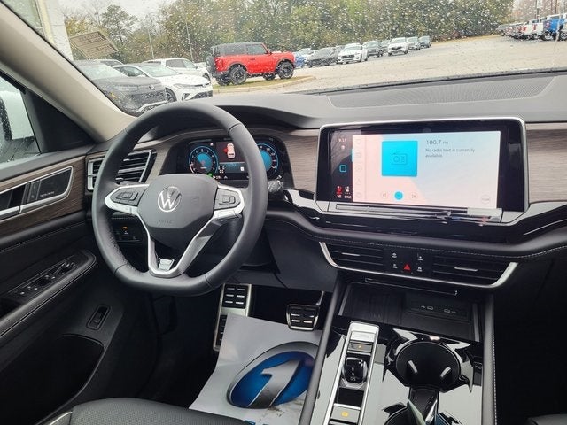 2026 Volkswagen Atlas 2.0T SEL Premium R-Line