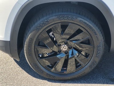 2026 Volkswagen Atlas Cross Sport 2.0T SE W/TECHNOLOGY