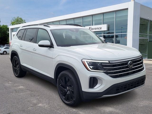 2026 Volkswagen Atlas SE w/Tech