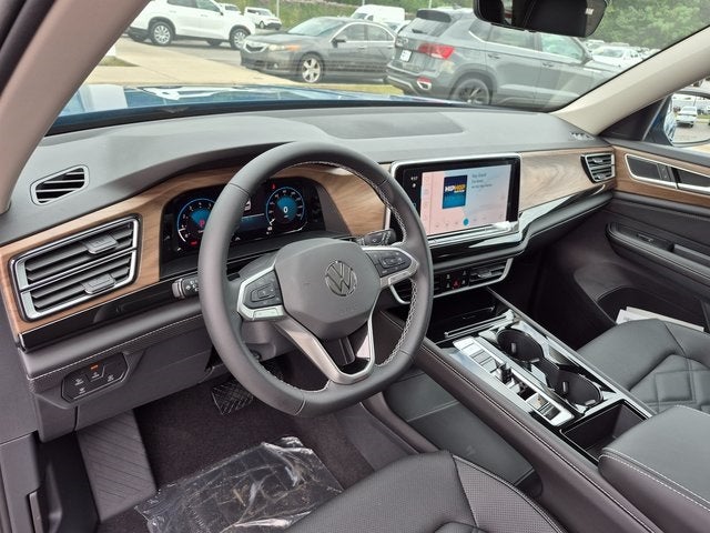 2026 Volkswagen Atlas 2.0T SE w/ Technology