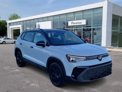 2026 Volkswagen Taos 1.5T SE Black