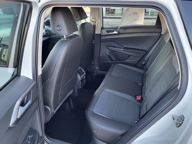 2026 Volkswagen Taos 1.5T SE Black