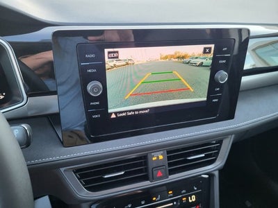 2026 Volkswagen Taos 1.5T SE Black