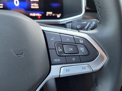 2026 Volkswagen Taos 1.5T SE Black