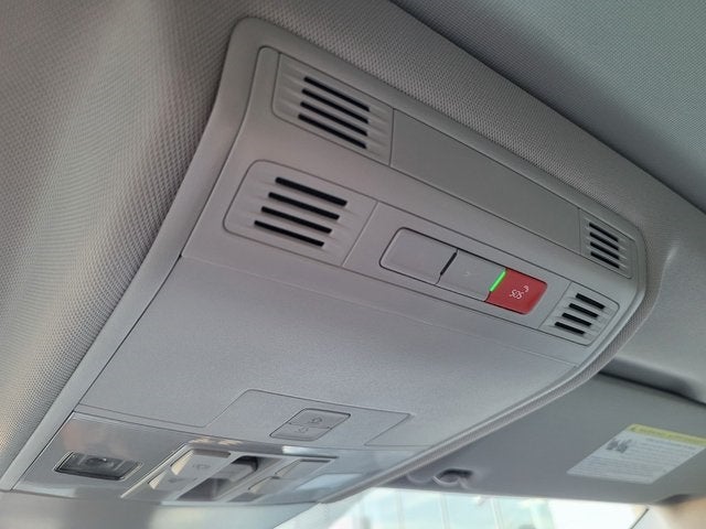 2026 Volkswagen Taos 1.5T SE Black