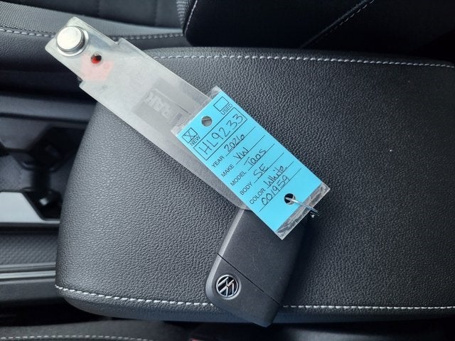 2026 Volkswagen Taos 1.5T SE Black