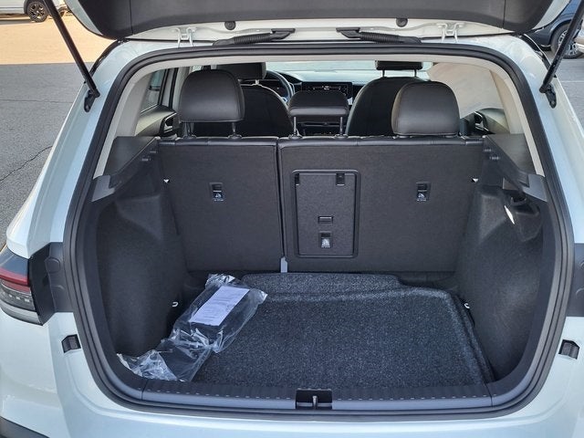 2026 Volkswagen Taos 1.5T SE Black