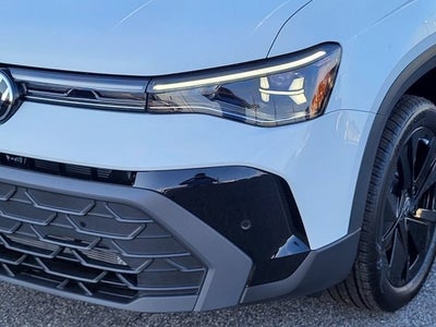 2026 Volkswagen Taos 1.5T SE Black