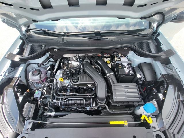 2026 Volkswagen Taos 1.5T SE Black