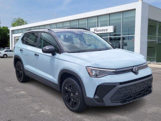 2026 Volkswagen Taos 1.5T SE Black