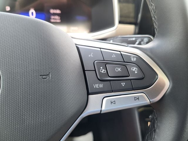 2026 Volkswagen Taos 1.5T SE Black