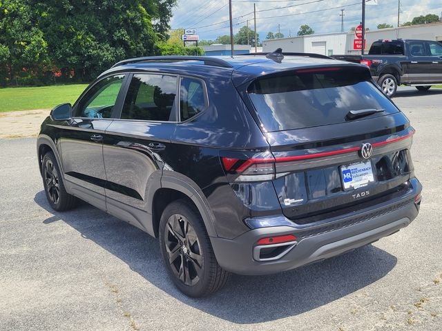 2026 Volkswagen Taos 1.5T SE Black