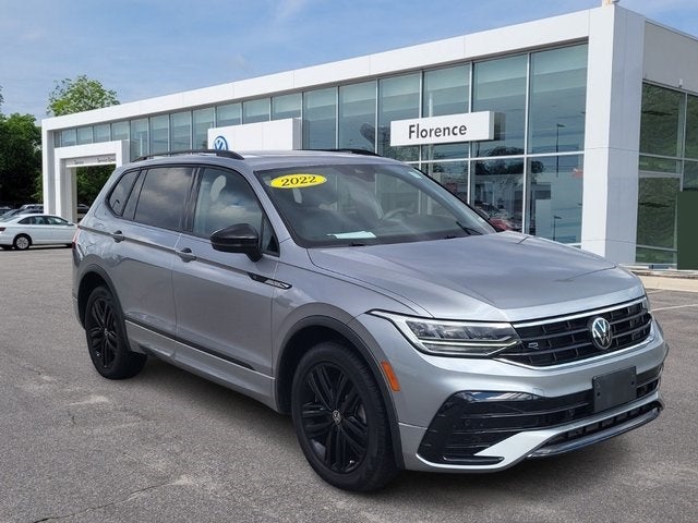 2022 Volkswagen Tiguan SE R-LINE BLACK