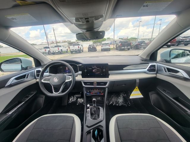 2026 Volkswagen Taos 1.5T SE