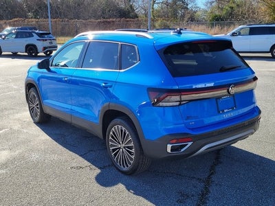 2025 Volkswagen Taos 1.5T SE