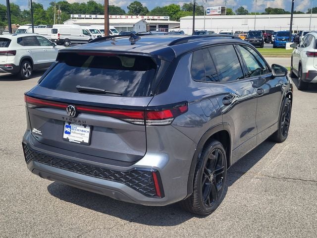 2026 Volkswagen Tiguan 2.0T SE R-Line Black