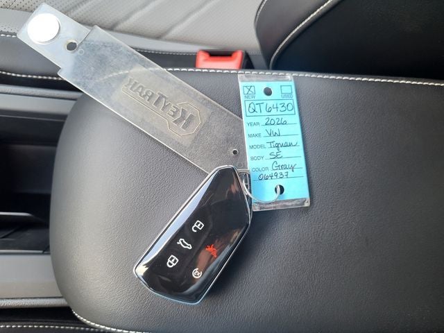 2026 Volkswagen Tiguan 2.0T SE R-Line Black