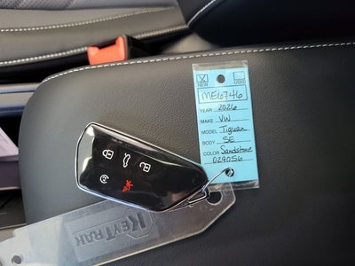 2026 Volkswagen Tiguan 2.0T SE R-Line Black