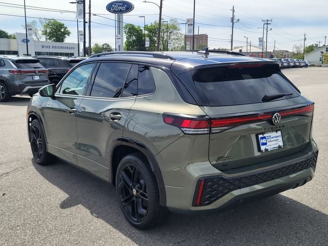 2026 Volkswagen Tiguan 2.0T SE R-Line Black