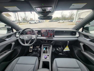 2026 Volkswagen Tiguan 2.0T SE R-Line Black