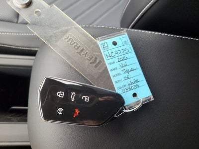 2026 Volkswagen Tiguan 2.0T SE R-Line Black