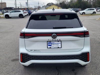 2026 Volkswagen Tiguan 2.0T SE R-Line Black