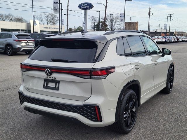 2026 Volkswagen Tiguan 2.0T SE R-Line Black