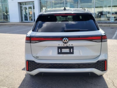 2026 Volkswagen Tiguan 2.0T SE R-Line Black