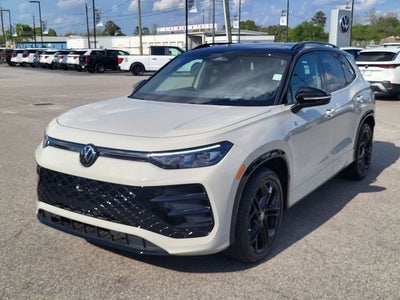 2026 Volkswagen Tiguan 2.0T SE R-Line Black