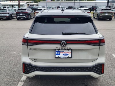 2026 Volkswagen Tiguan SE R-Line Black