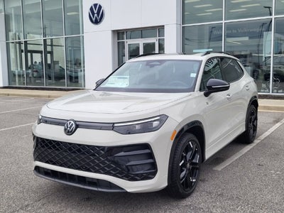 2026 Volkswagen Tiguan SE R-Line Black