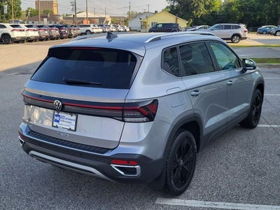 2025 Volkswagen Taos 1.5T SE