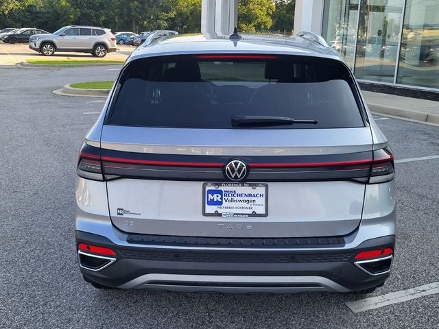 2025 Volkswagen Taos 1.5T SE