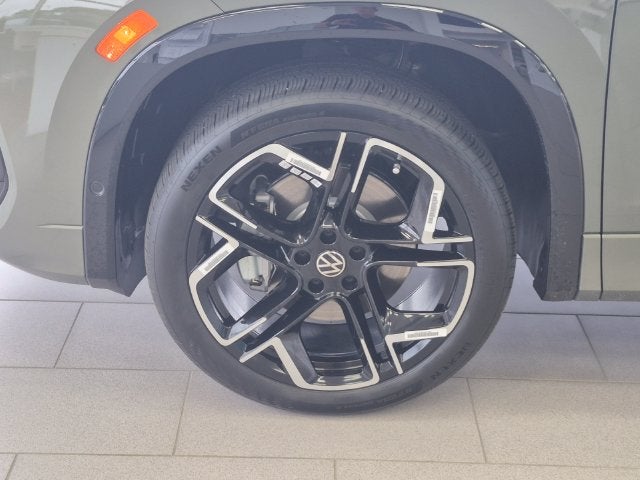 2026 Volkswagen Tiguan SEL R-Line Turbo