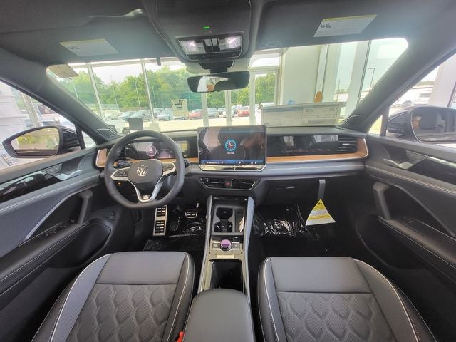 2026 Volkswagen Tiguan 2.0T SEL R-Line Turbo