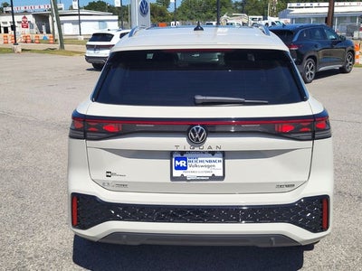 2026 Volkswagen Tiguan SEL R-Line Turbo
