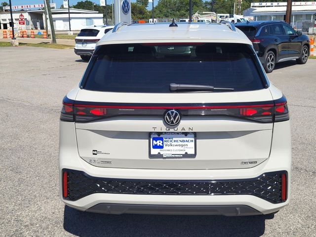 2026 Volkswagen Tiguan SEL R-Line Turbo
