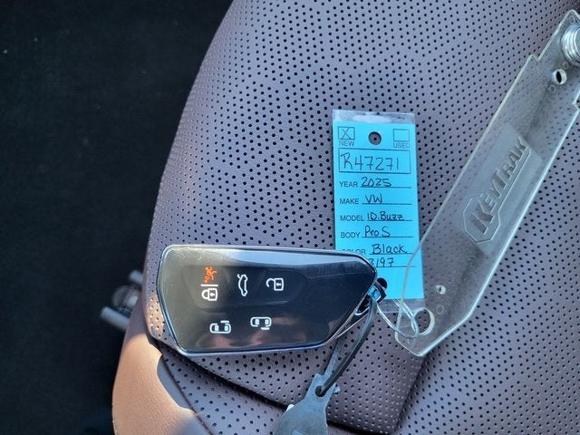 2025 Volkswagen ID. Buzz Pro S